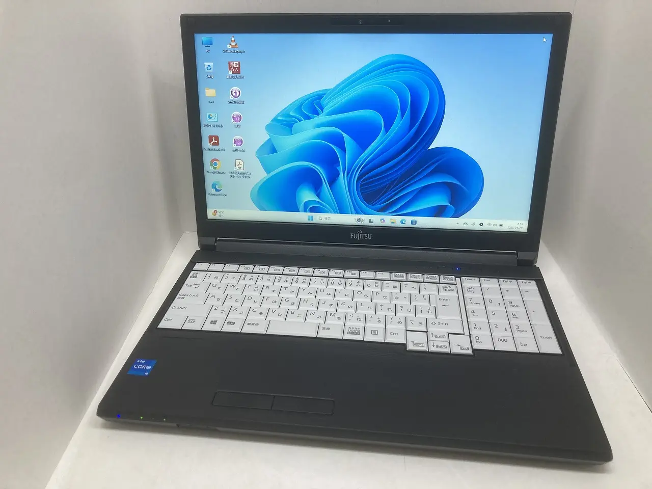 FUJITSU LIFEBOOK A5511/HX（第11世代Corei5）