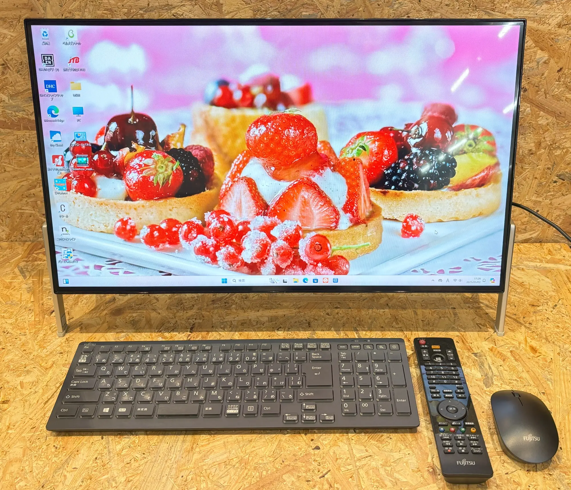 富士通 ESPRIMO FH77/D3 （第9世代CPU）