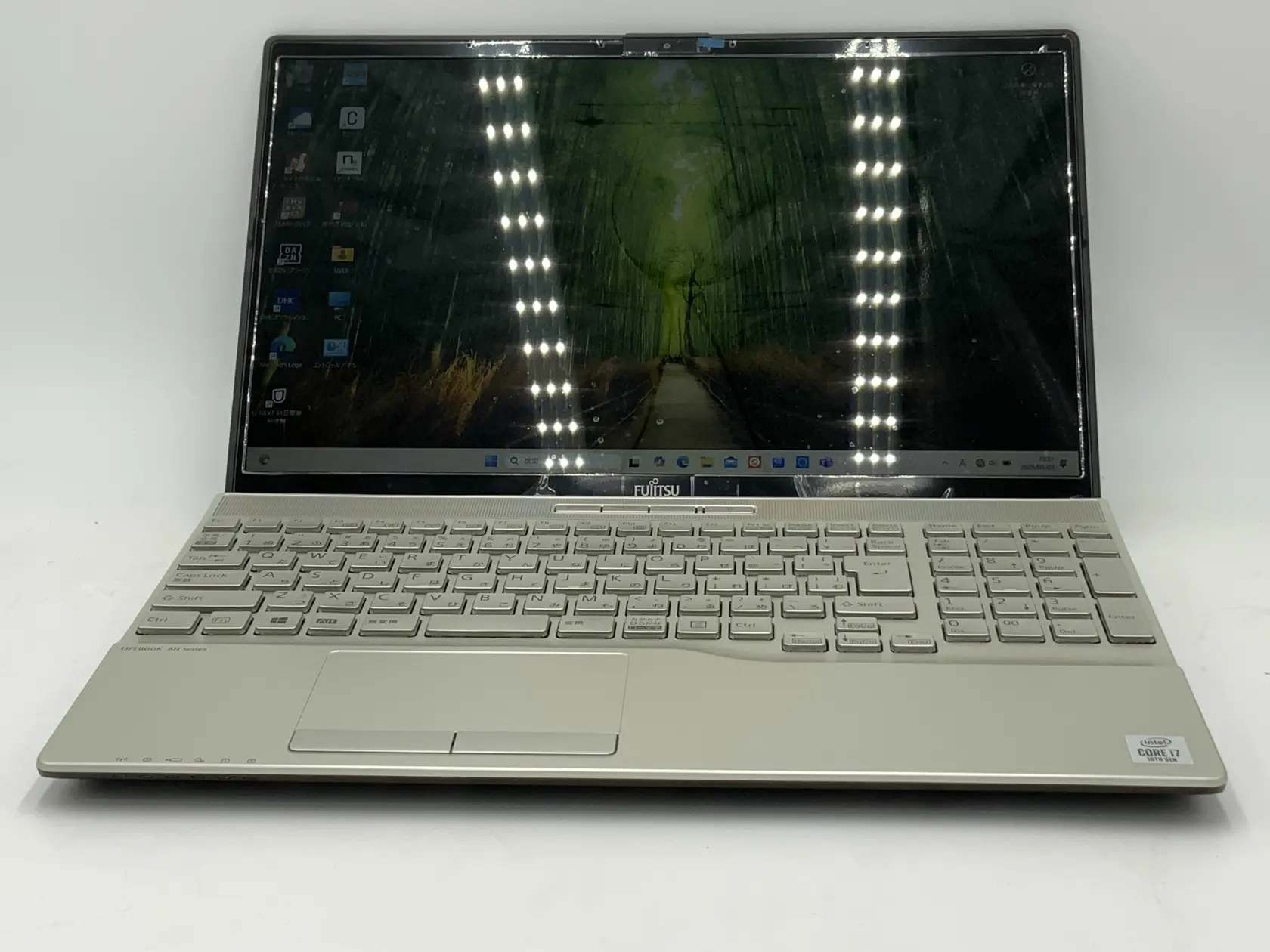 富士通 FMV LIFEBOOK AH56/E2 （10世代CPU）