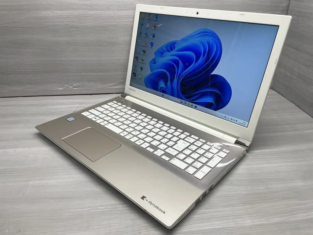 Dynabook T65/CG（第7世代Corei7）