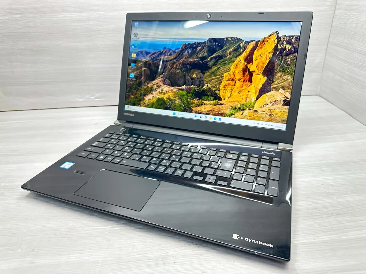 東芝 dynabook T75/BB(第6世代CPU)