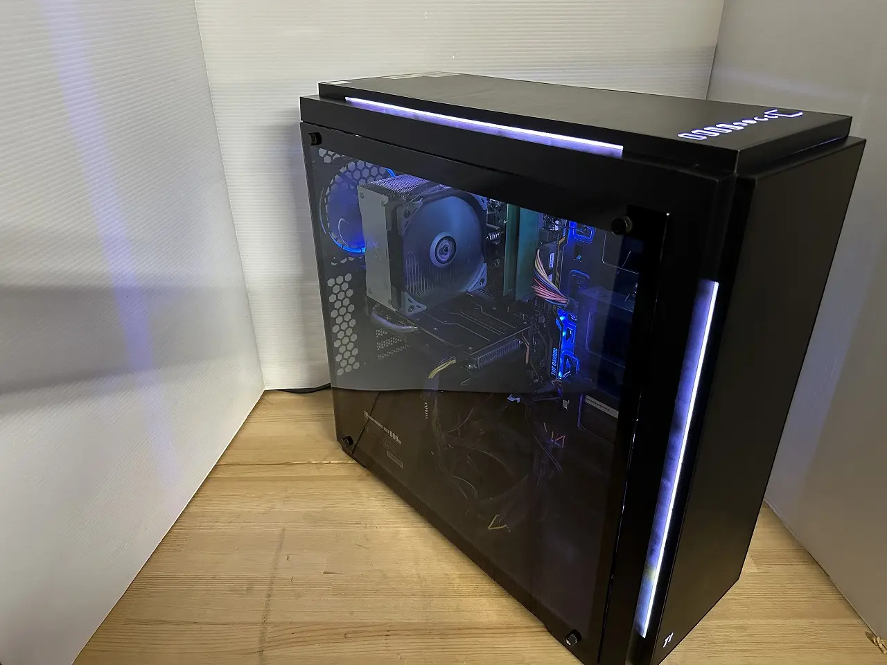 Thermaltake オリジナルDTPC(Core i7 8700K 3.7GHz/16GB/SSD1000GB