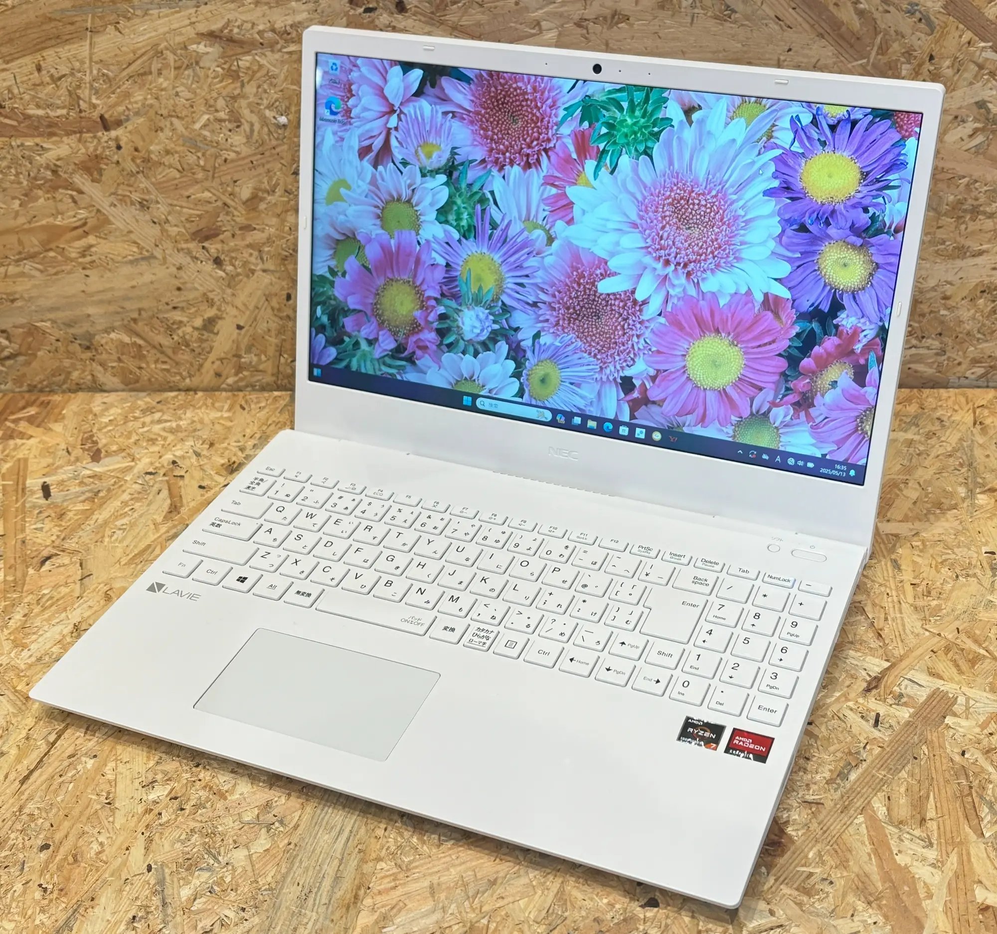 Windowsノート本体 NEC Lavie PC-N1565CAW Ryzen7 5700U 16GB Amazon.co.jp: PC-N1565CAW(パールホワイト) LAVIE N15 15.6型