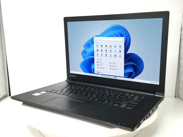東芝 dynabook B65/D（第6世代CPU）

