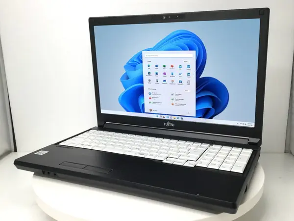 富士通 LIFEBOOK A5510/D （第10世代CPU）

