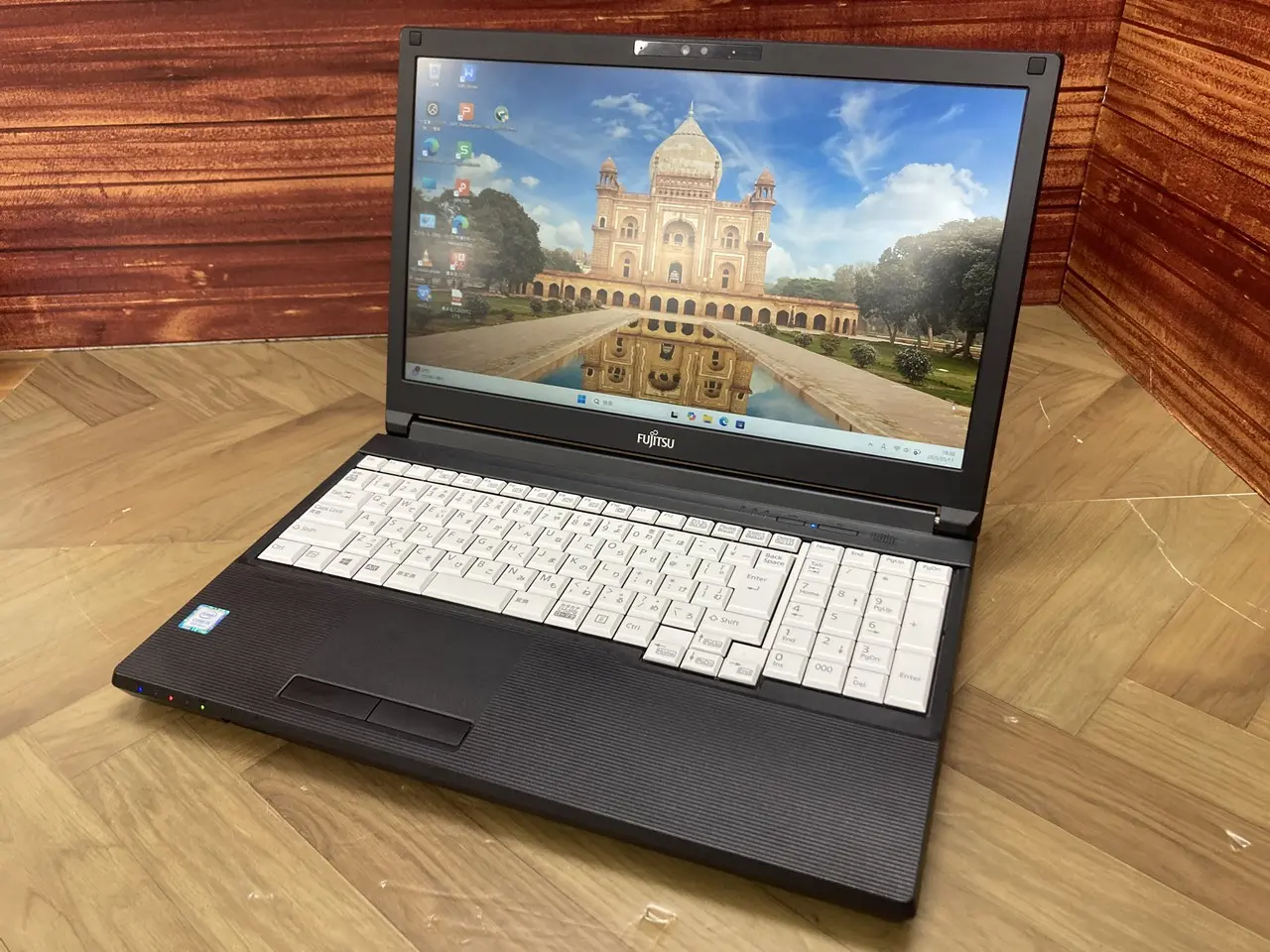 富士通 LIFEBOOK A579/A