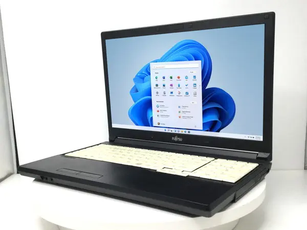 富士通 LIFEBOOK A576/P （第6世代CPU）



