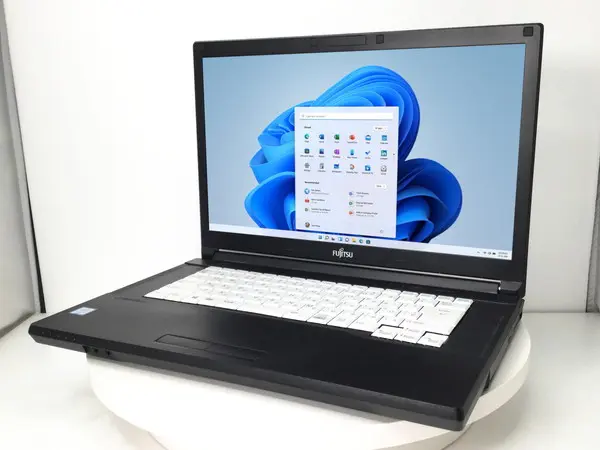 富士通 LIFEBOOK A576/P （第6世代CPU）



