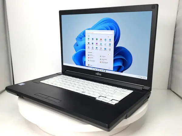 富士通 LIFEBOOK A579/B （第8世代CPU）





