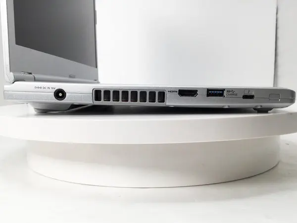 Panasonic Let'snote CF-LV9（訳あり）(CPU：Core i7 10810U 1.10GHz