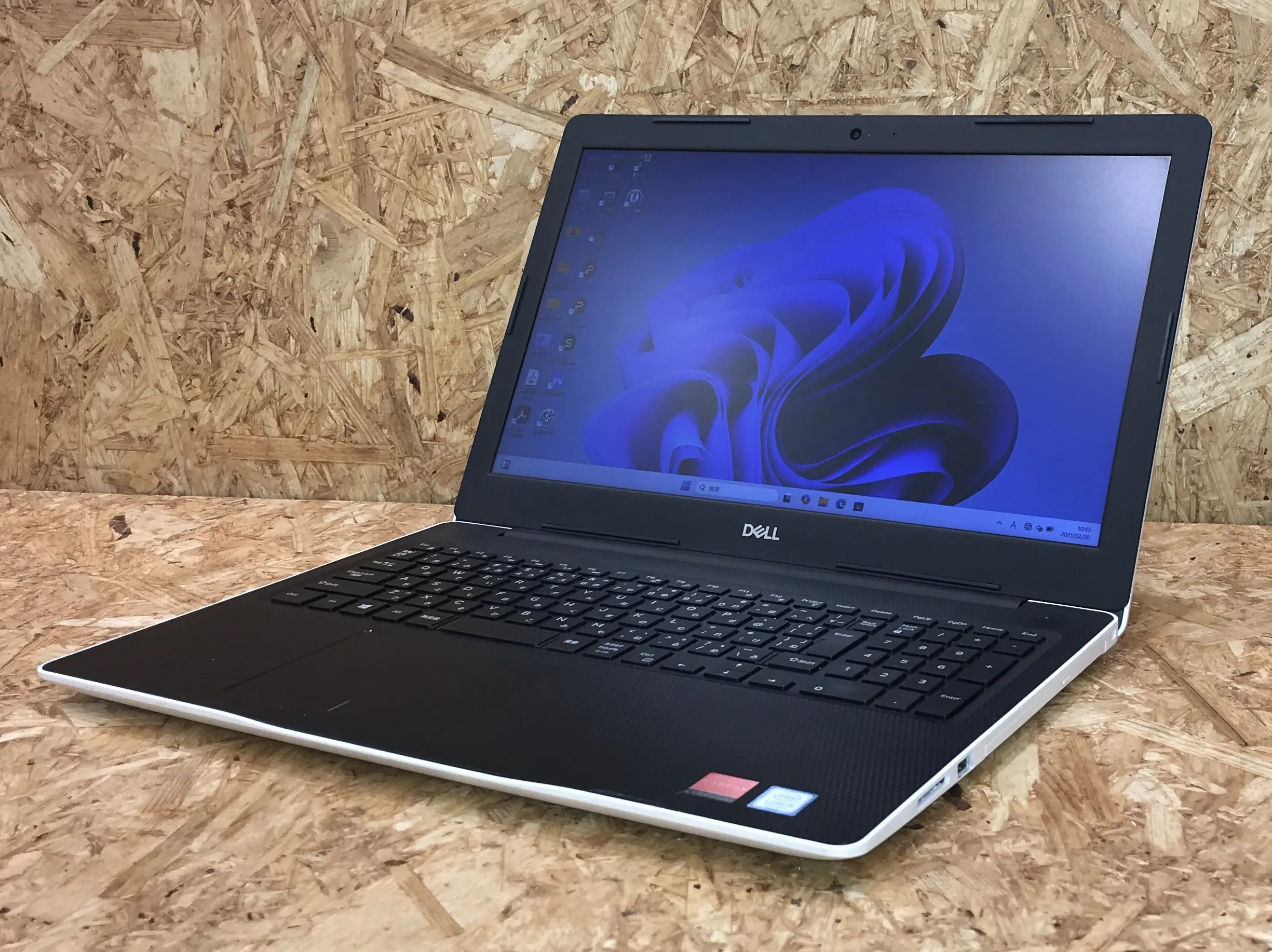 DELL Inspiron 15 (第8世代CPU)