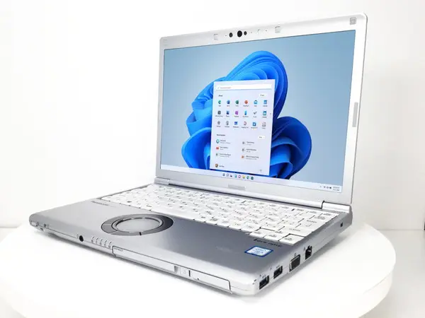 Panasonic Let'snote SV7 CF-SV7RDAVS（第8世代CPU）