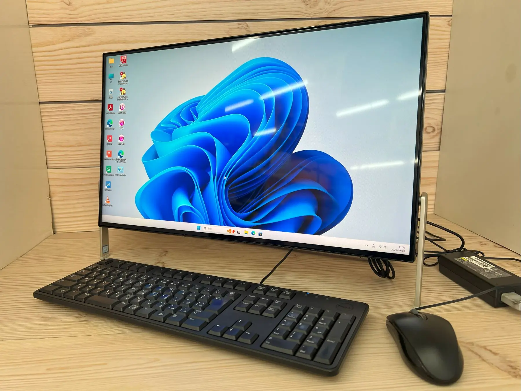 富士通 ESPRIMO FH70/C2