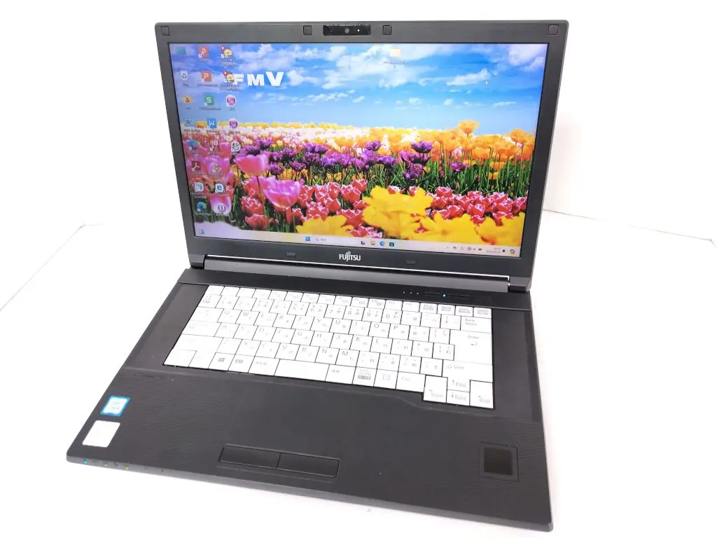 富士通 LIFEBOOK A746/S(第6世代）富士通  Intel Core i5 第6世代 6300U 2.4 GHz SSD 256 GB ( 0回転/分)