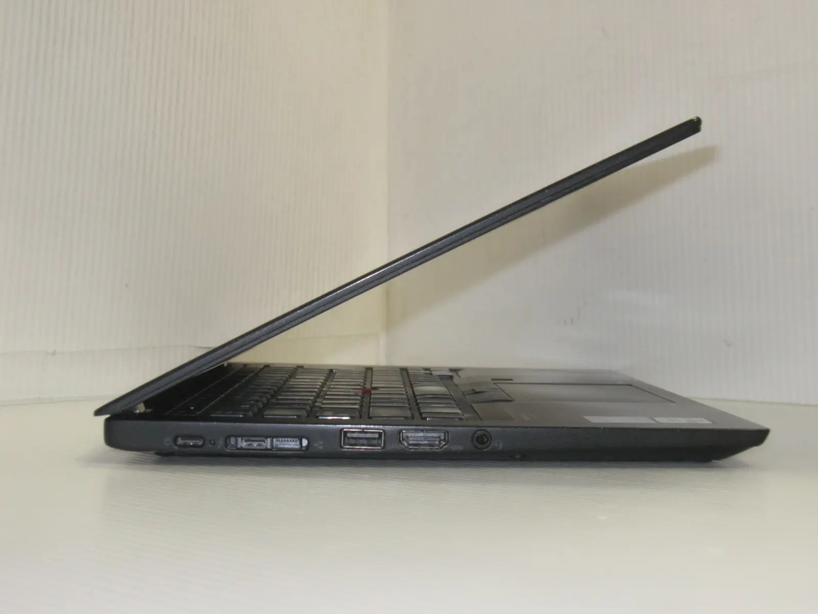 Lenovo ThinkPad X13 Gen1 (第10世代CPU)