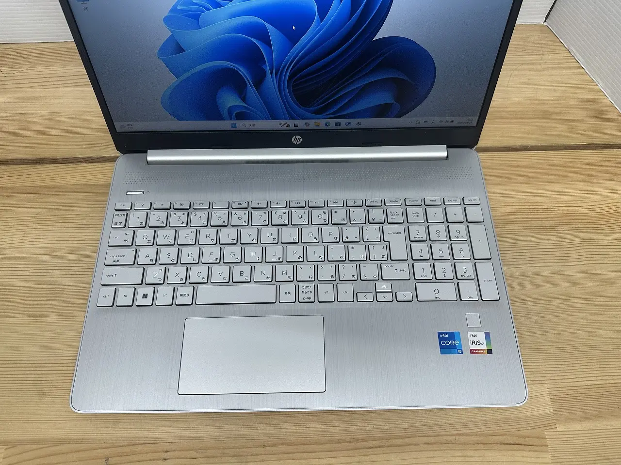 Windowsノート本体 HP Laptop 15s-fq2635TU i5-1135G7 ssd1Tb 41S2L6yVWRL.jpg_BO30,255,255,
