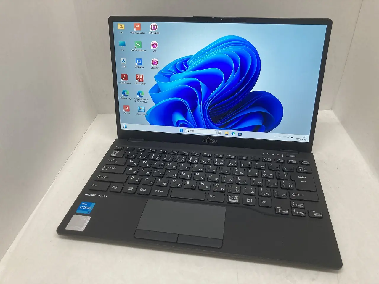 FUJITSU LIFEBOOK UH08/E3（第11世代Corei3）