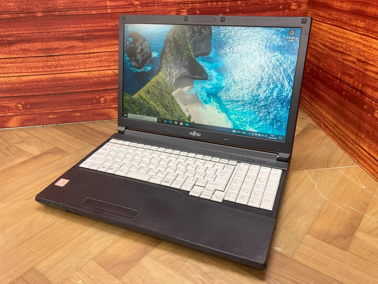 富士通 LIFEBOOK A576/S