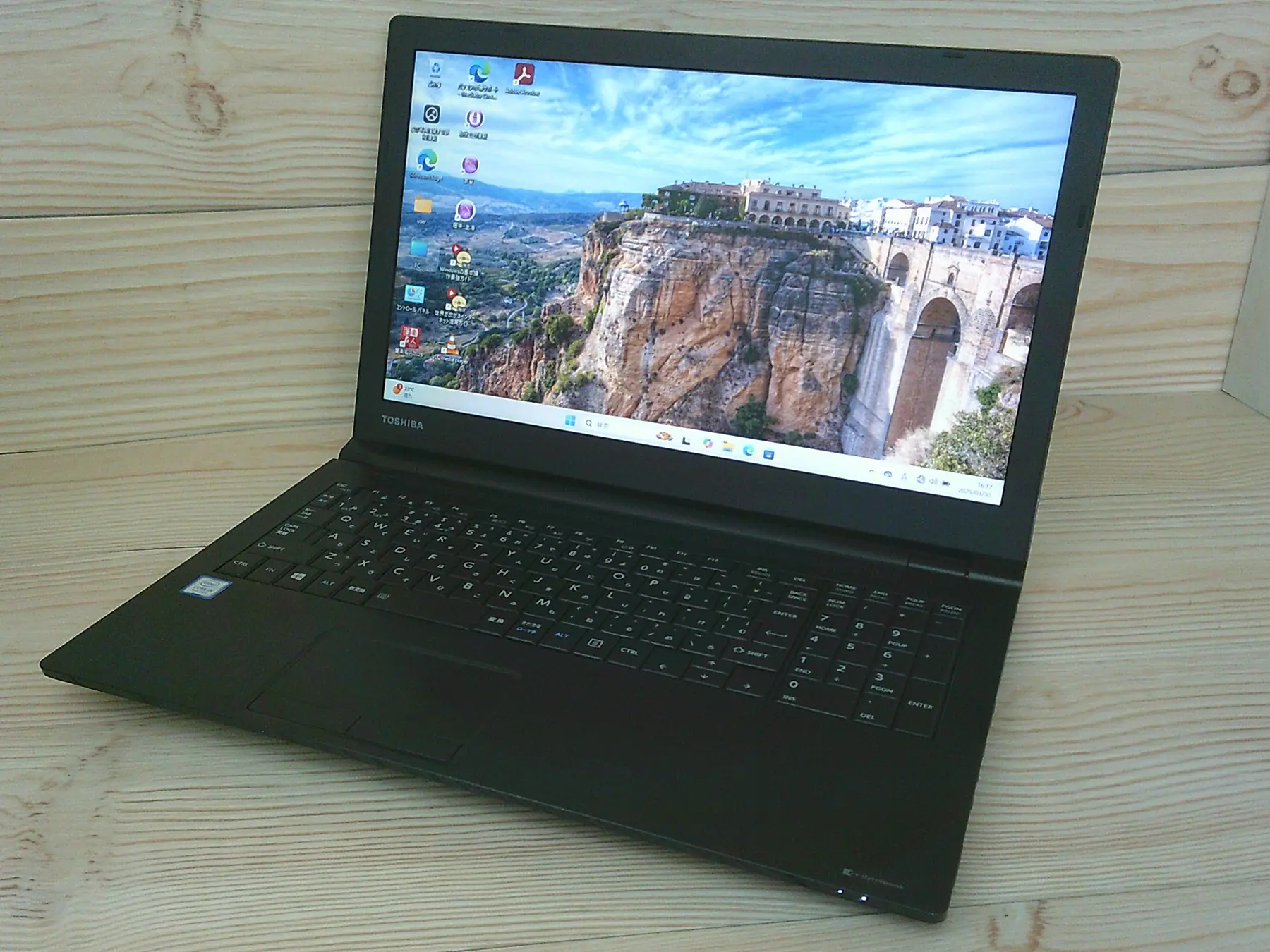 東芝 dynabook B55/M