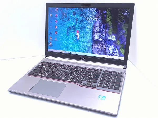 富士通 LIFEBOOK E753/G
