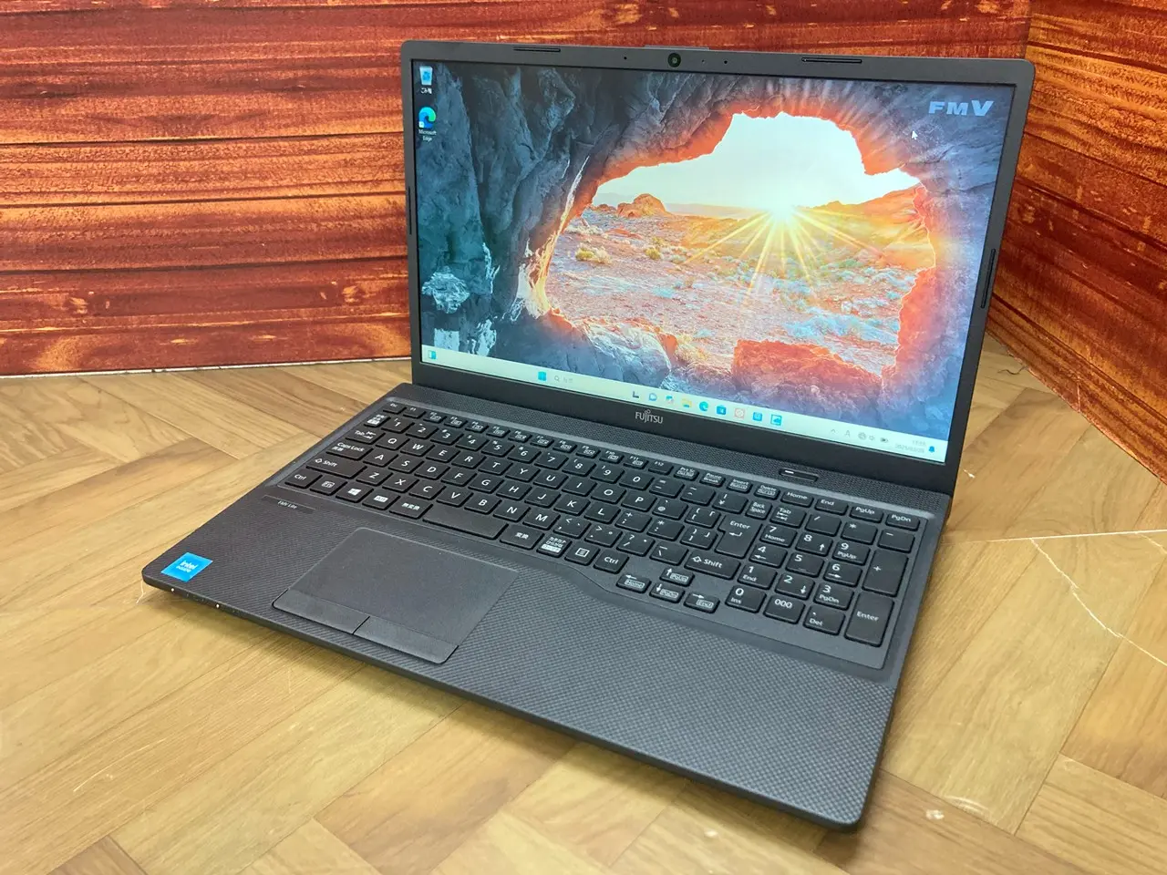 富士通 FMV Lite WA1/G3