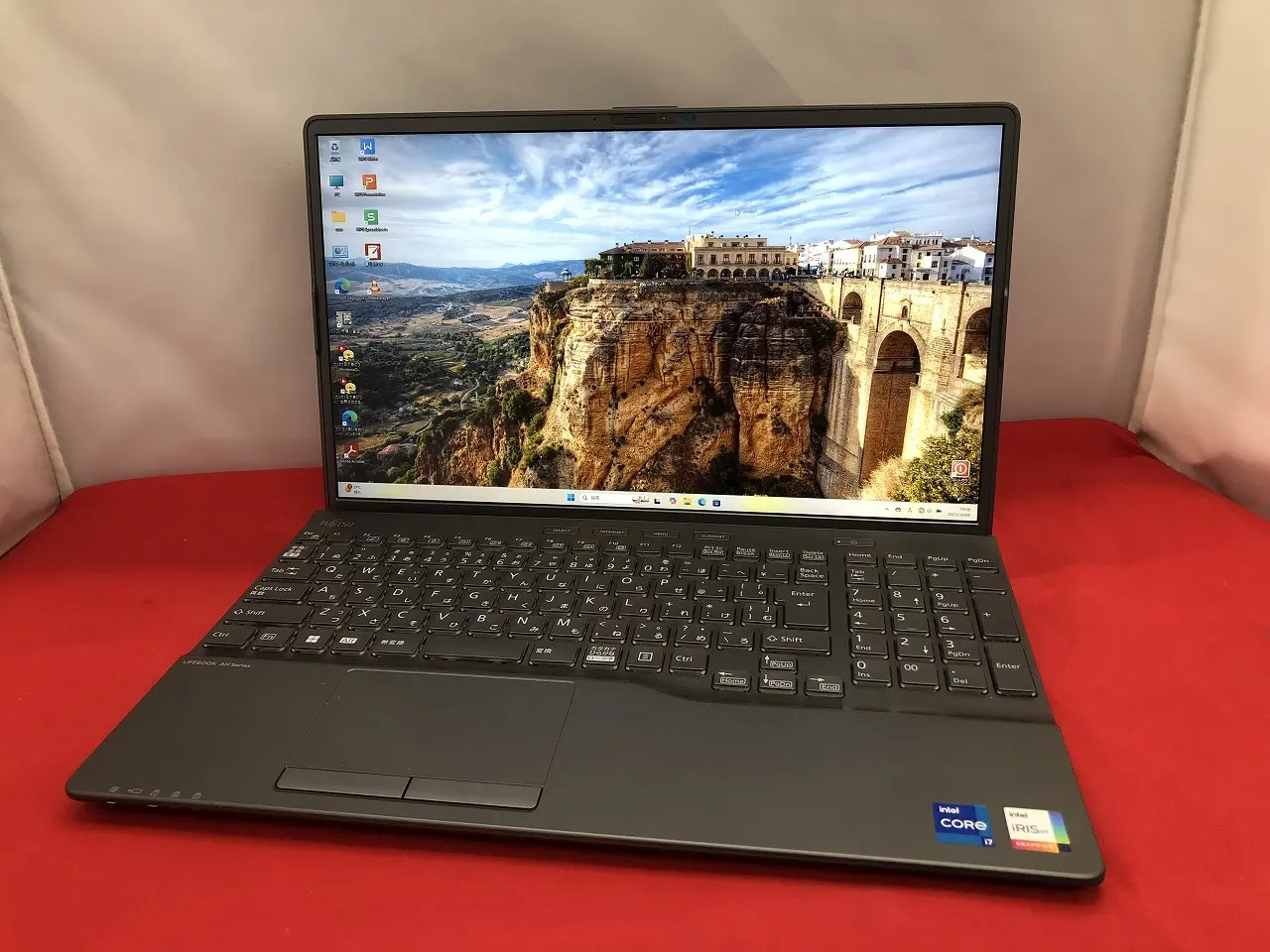 富士通 LIFEBOOK WA3/G2（第12世代CPU）
