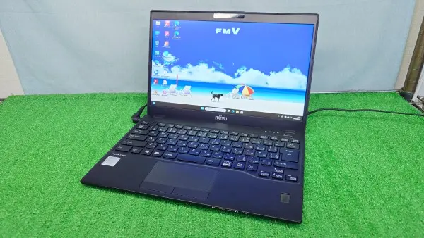 富士通 LIFEBOOK U939/B