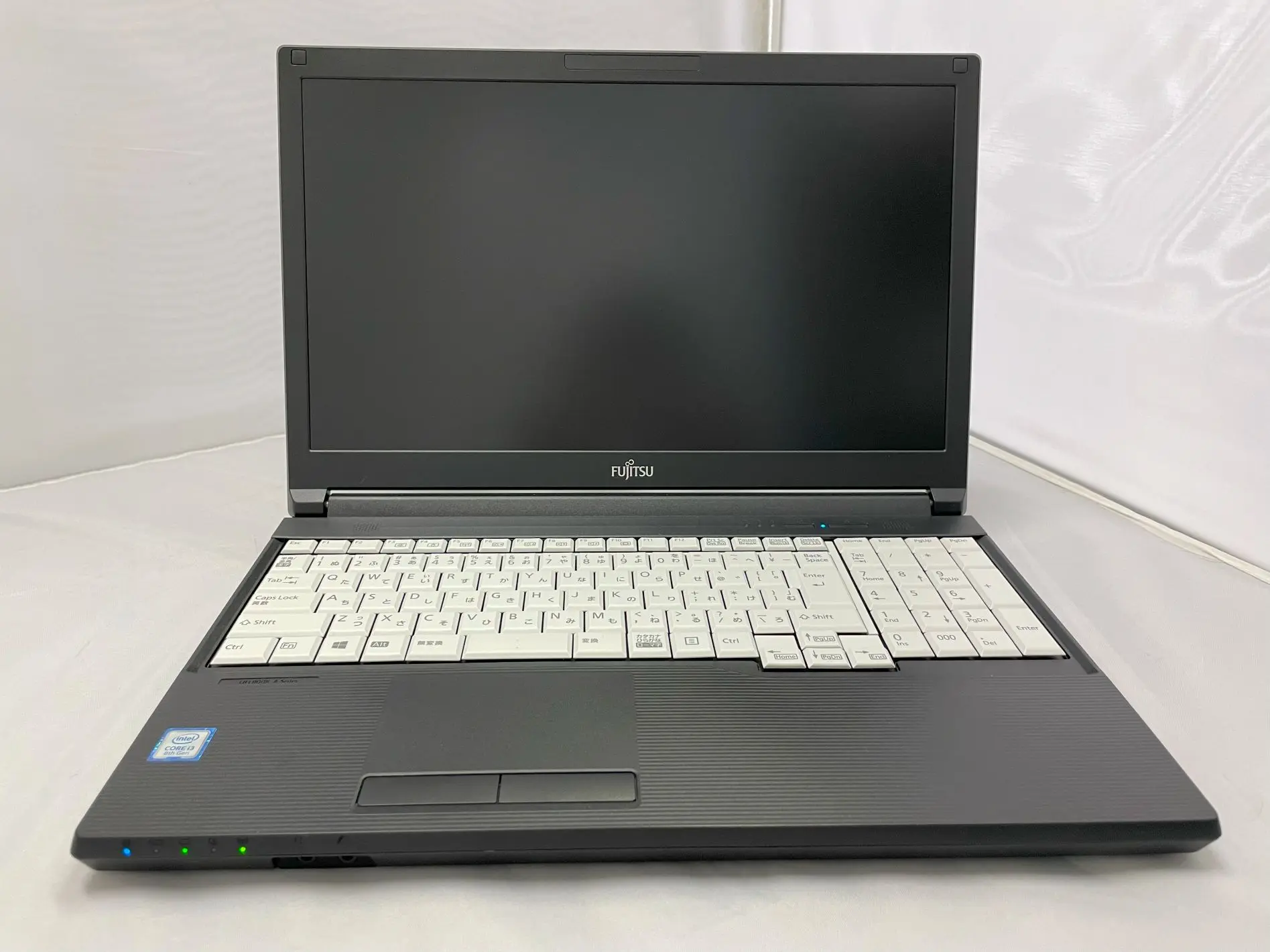 富士通 LIFEBOOK A579/A(第8世代CPU)