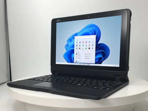 富士通 ARROWS Tab Q508/SE