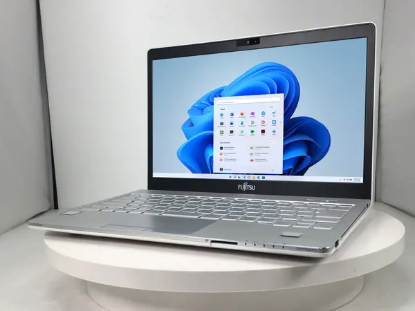 【動作確認済】 富士通 12GB SSD 256GB LIFEBOOK SH75/B1 Windows10 i5 7世代 FUJITSU LIFEBOOK SH75/B1 corei5(第7世代) 富士通 FMV LIFEBOOK SH75