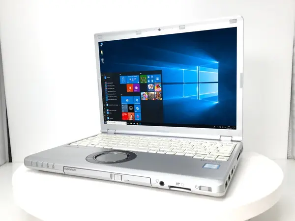 Panasonic Let'snote CF-SZ6（第7世代CPU）

