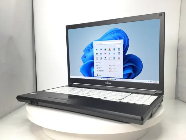 富士通 LIFEBOOK A579/A（第8世代CPU）





