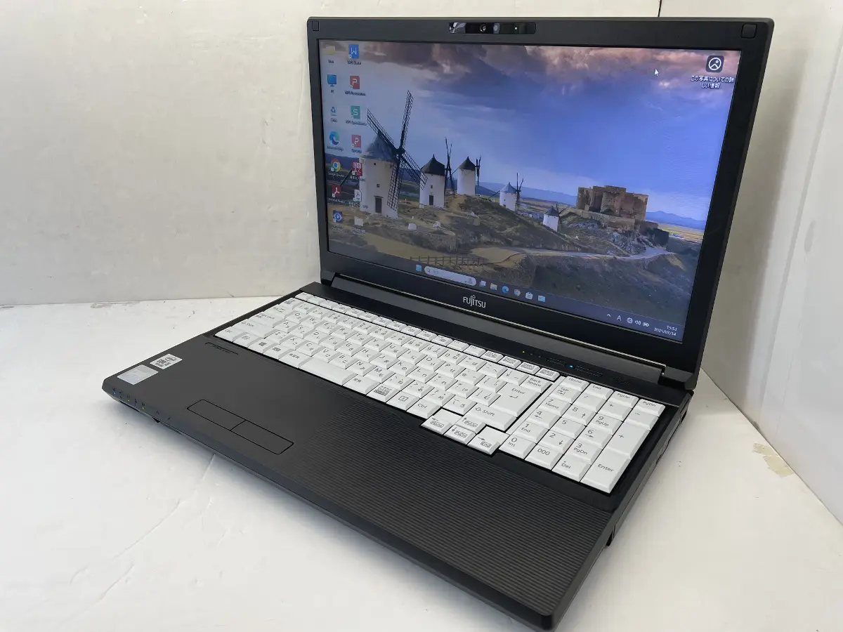 富士通 LIFEBOOK A7510/D(CPU:Core i5-10310U 1.7GHz/メモリ:8GB