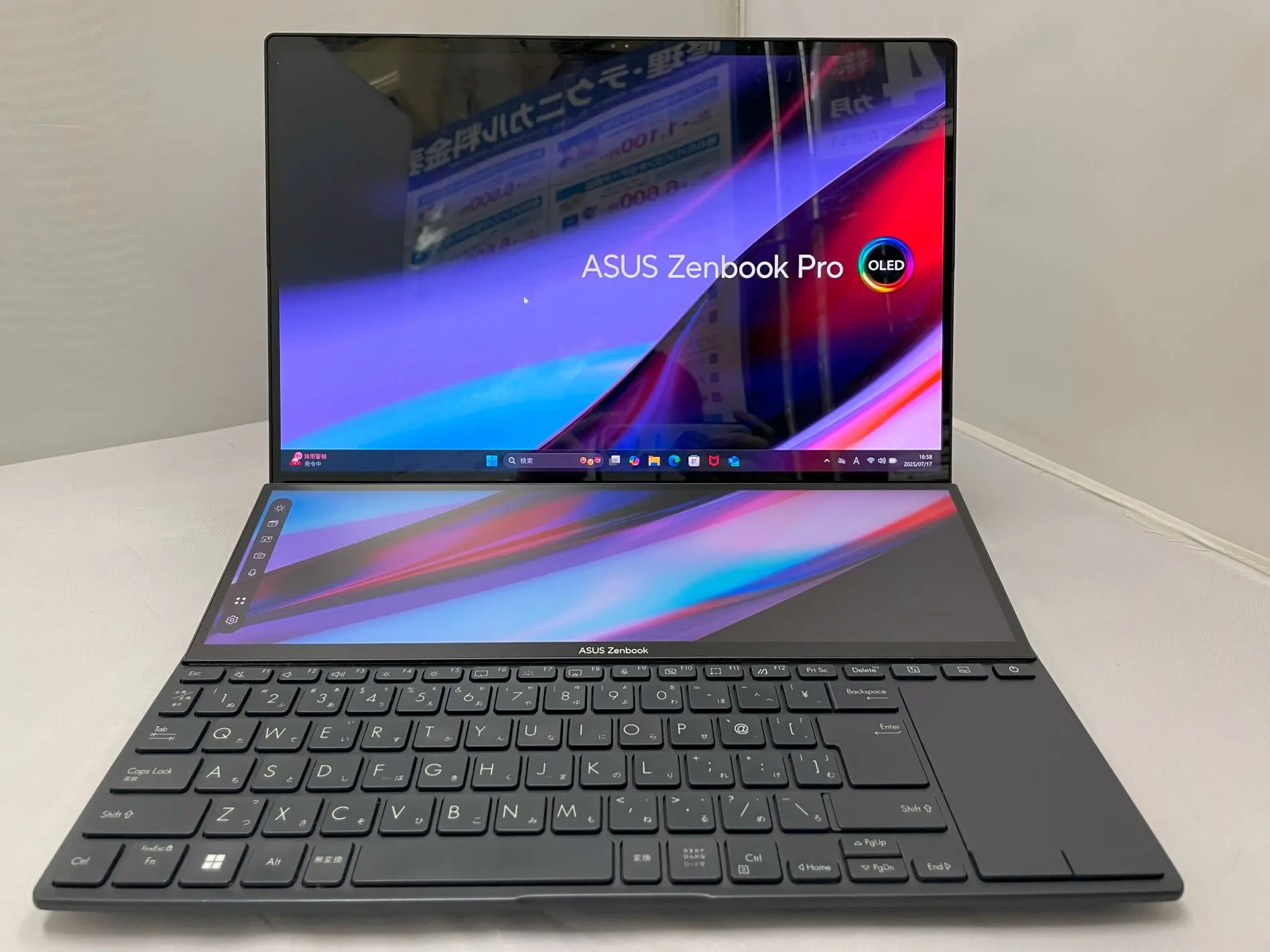 ASUS Zenbook Pro Duo UX8402V(13世代)