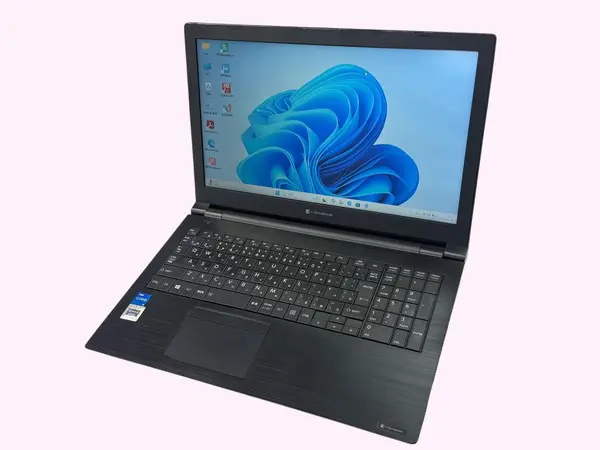 dynabook B55/HS 11世代超高性能型Core i5 1135G7 dynabook TOSHIBA B55/HS 第11世代 Core i5 1135G7 2.40GHz 16GB