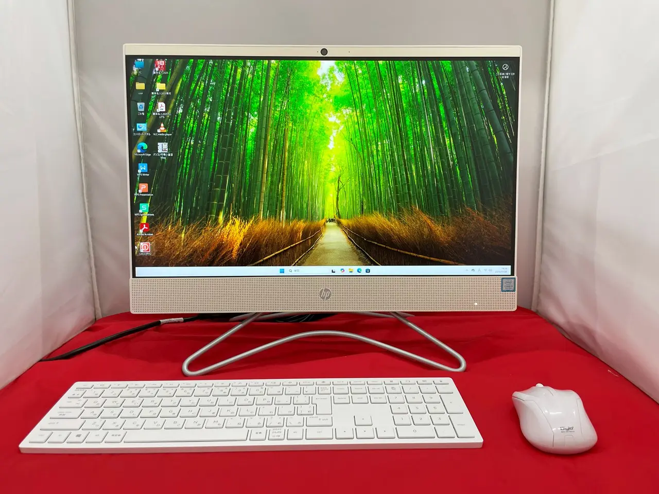 HP All-in-One 22-C0131jp（第9世代CPU）