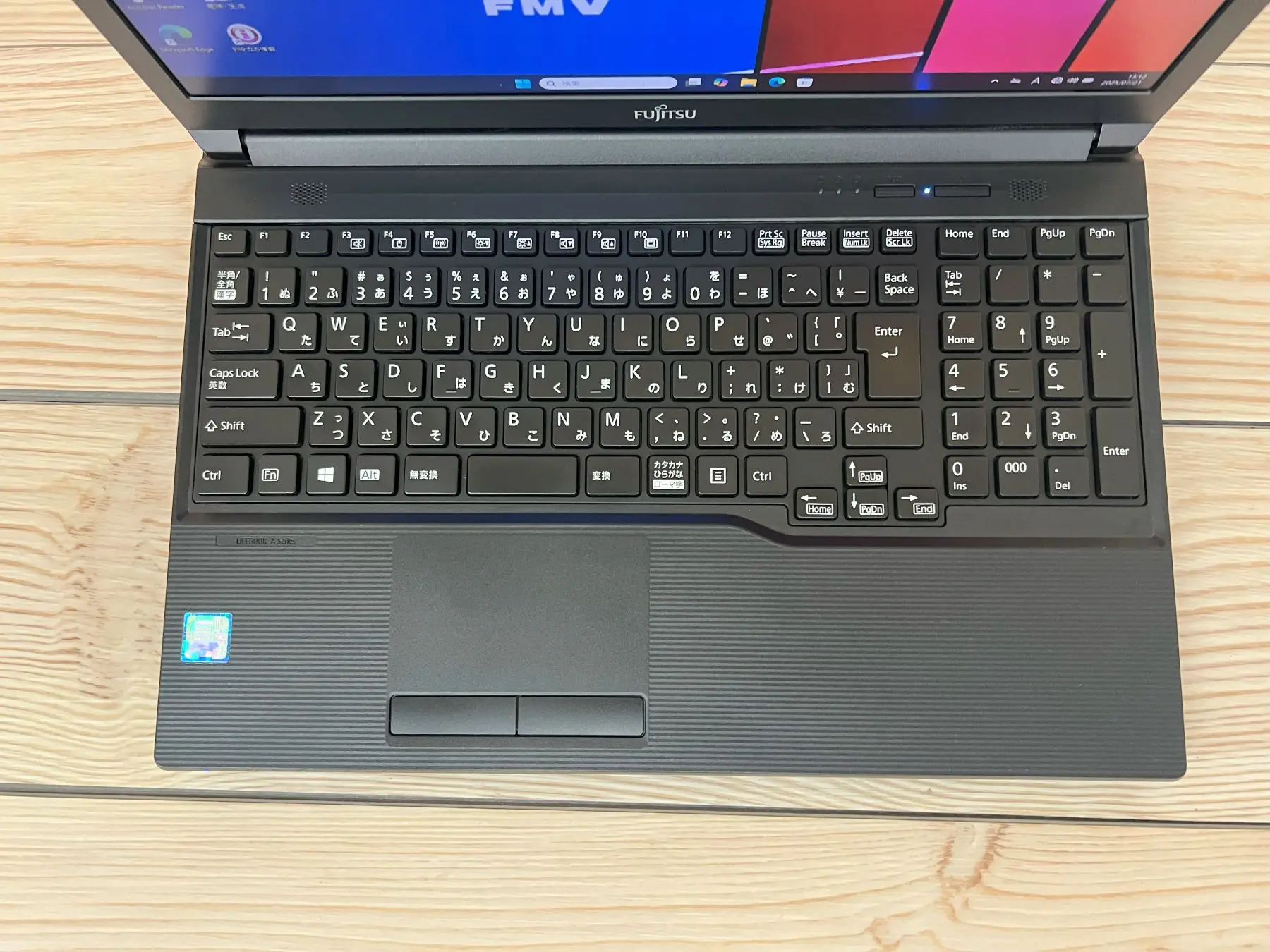 富士通　lifebook a579/a LIFEBOOK A579/C(CPU： Core i5 8265U 1.6GHz/メモリ：8GB/新品