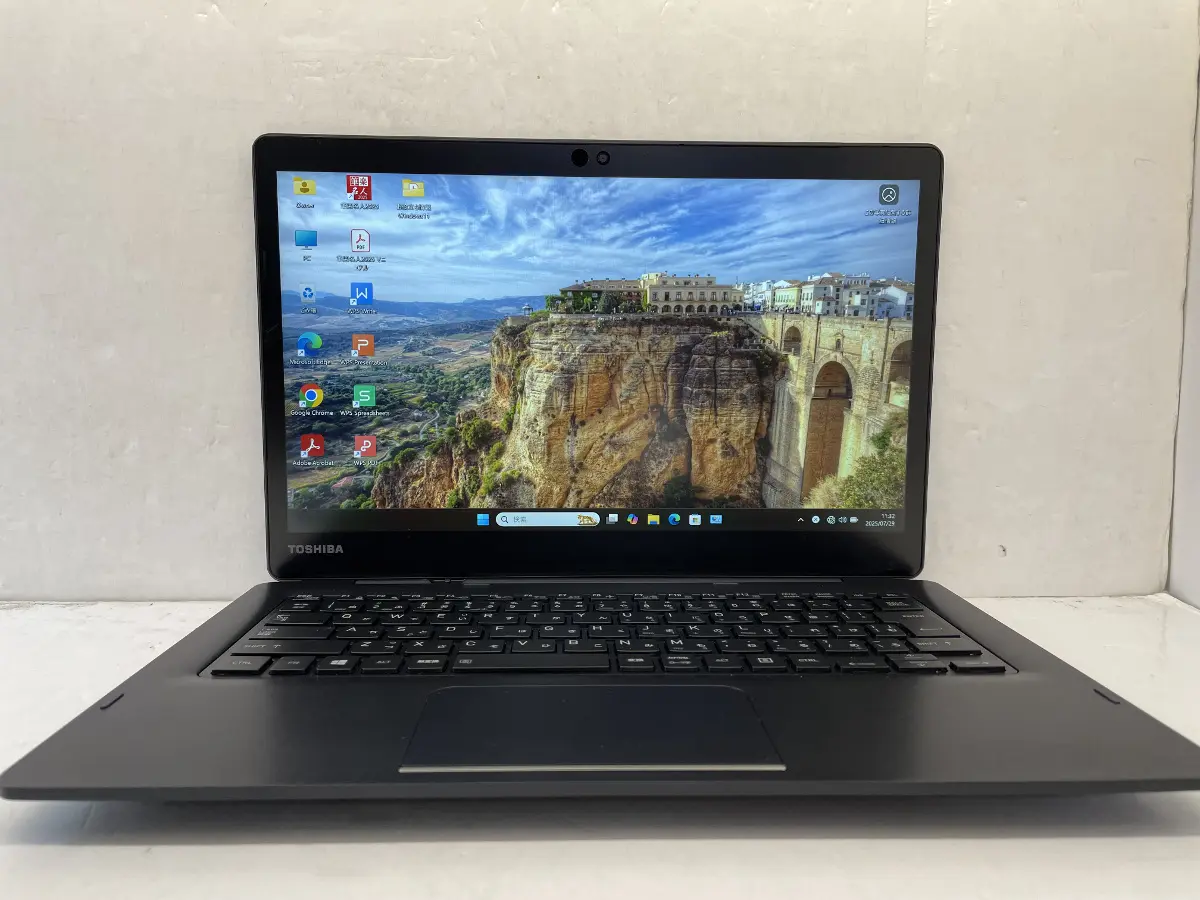 オフィス付き＆タッチパネル付き】ノートパソコン 東芝 dynabook D83/M