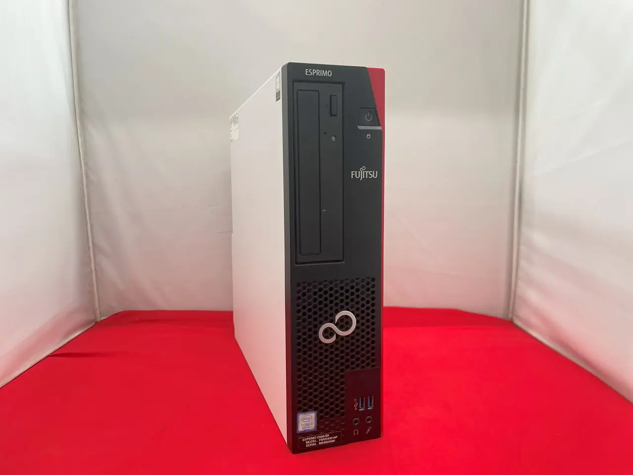 富士通 ESPRIMO D588/BX（第9世代CPU）