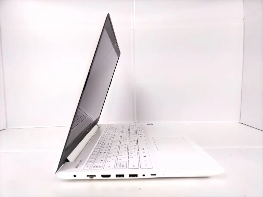 【訳アリ品】NECノートパソコン PC-GN164JFAF 15.6 ホワイト NEC PC-GN164JFAF (CPU：Corei5-8265U 1.6GHz/メモリ：8GB/SSD