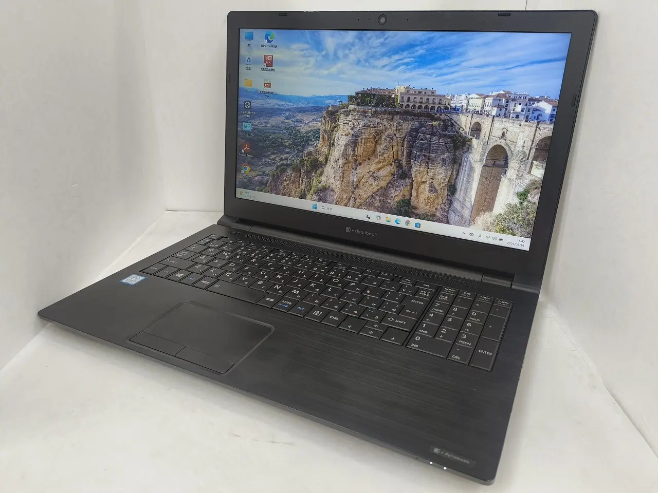 Dynabook B65/ER（第8世代Corei5）