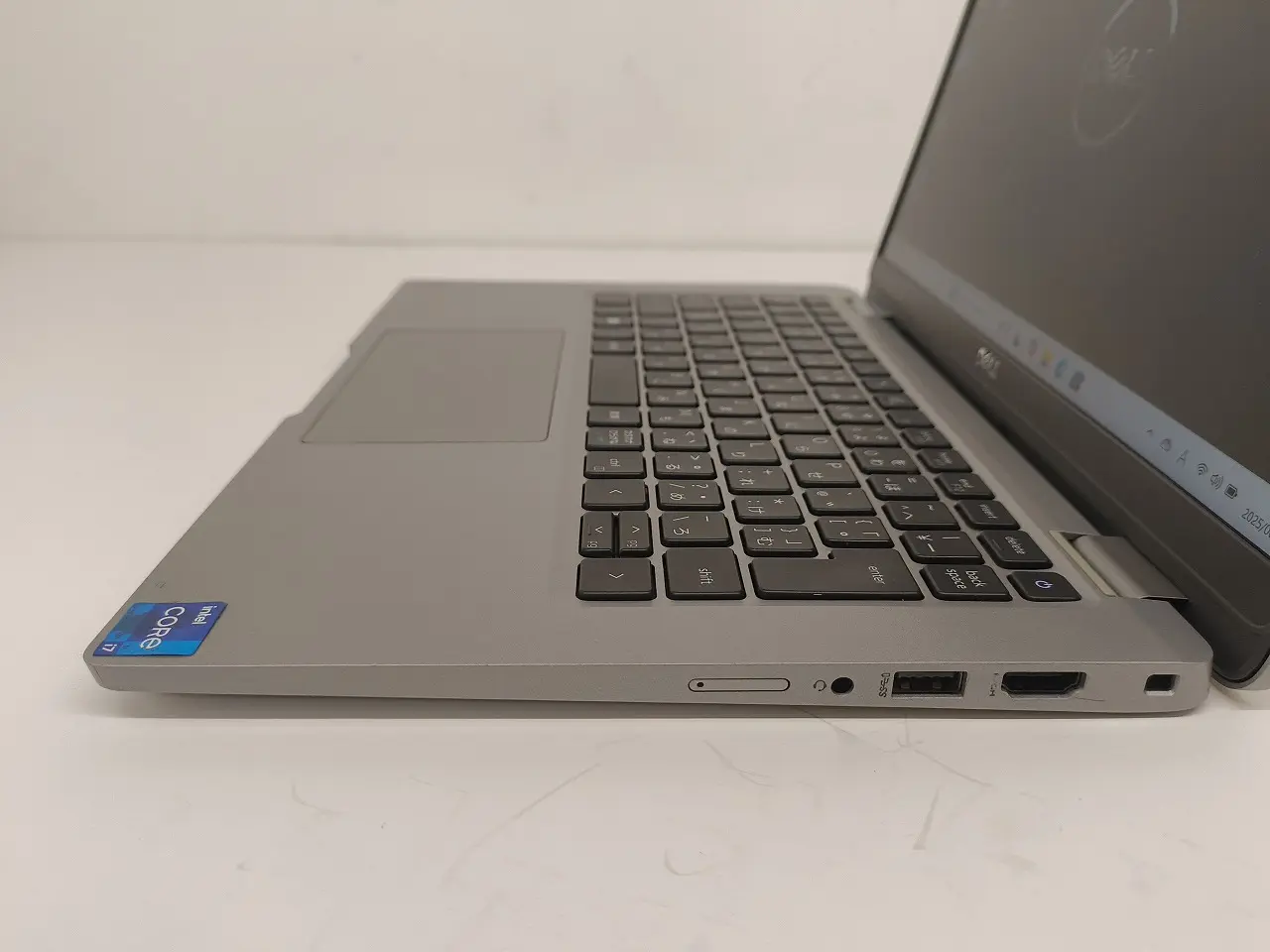 Latitude 5320(CPU： Core i7 1185G7 1.8GHz/メモリ：16GB/SSD
