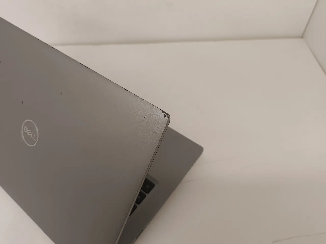 Latitude 5320(CPU： Core i7 1185G7 1.8GHz/メモリ：16GB/SSD