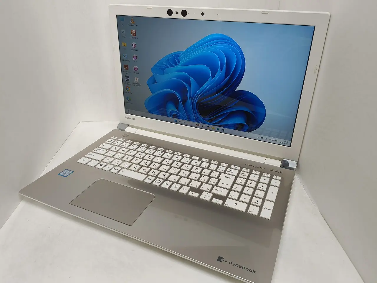 Dynabook T75/GGS（第8世代Corei7）