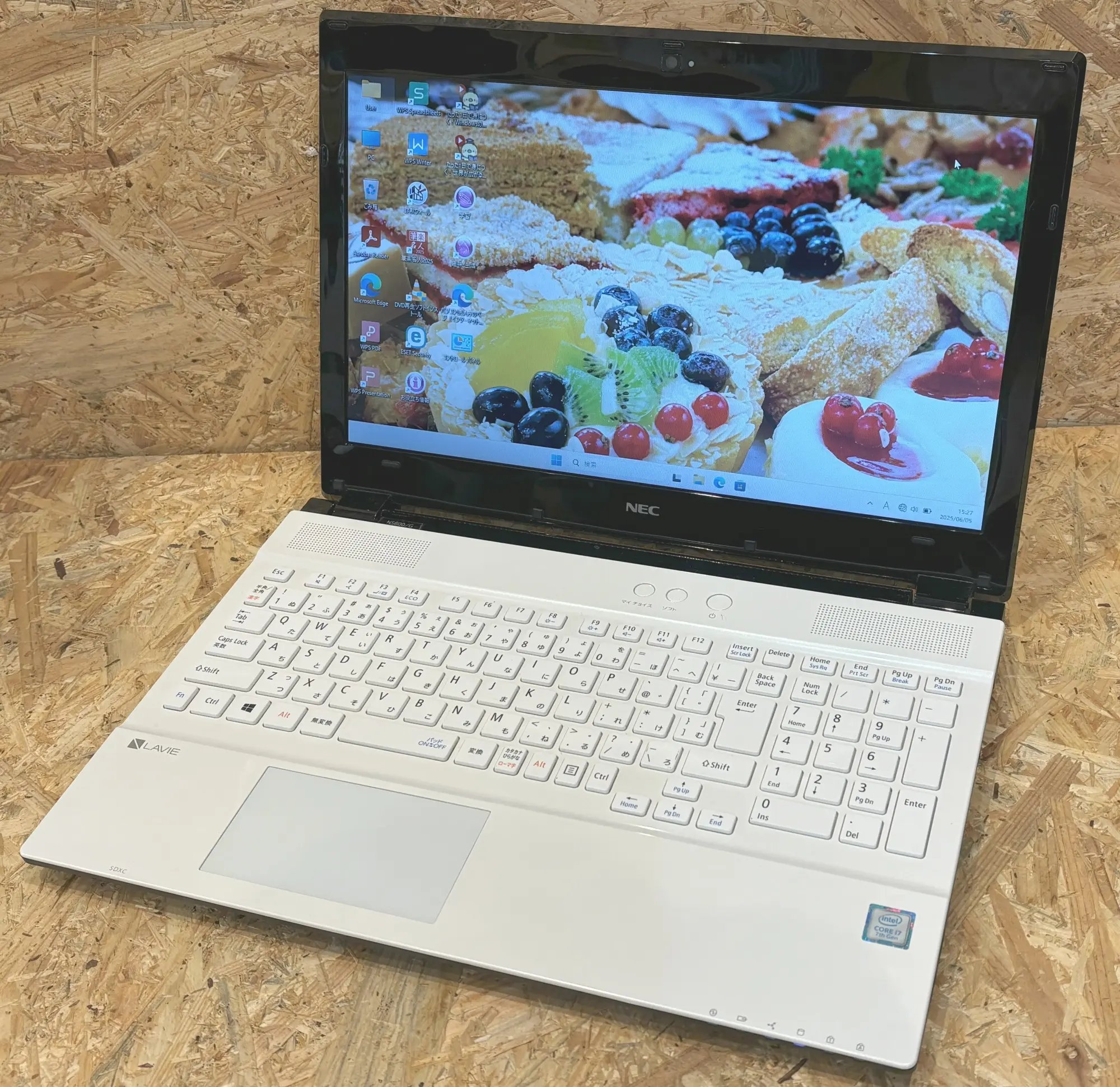 NEC LAVIE NS600/GAW（第7世代CPU）