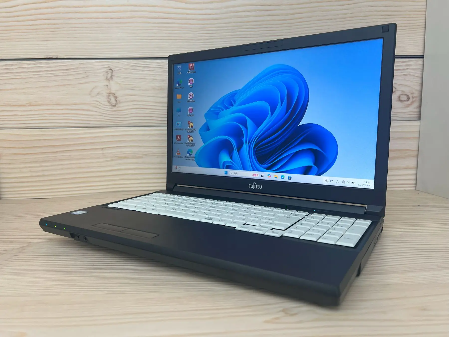 富士通 LIFEBOOK A579/A