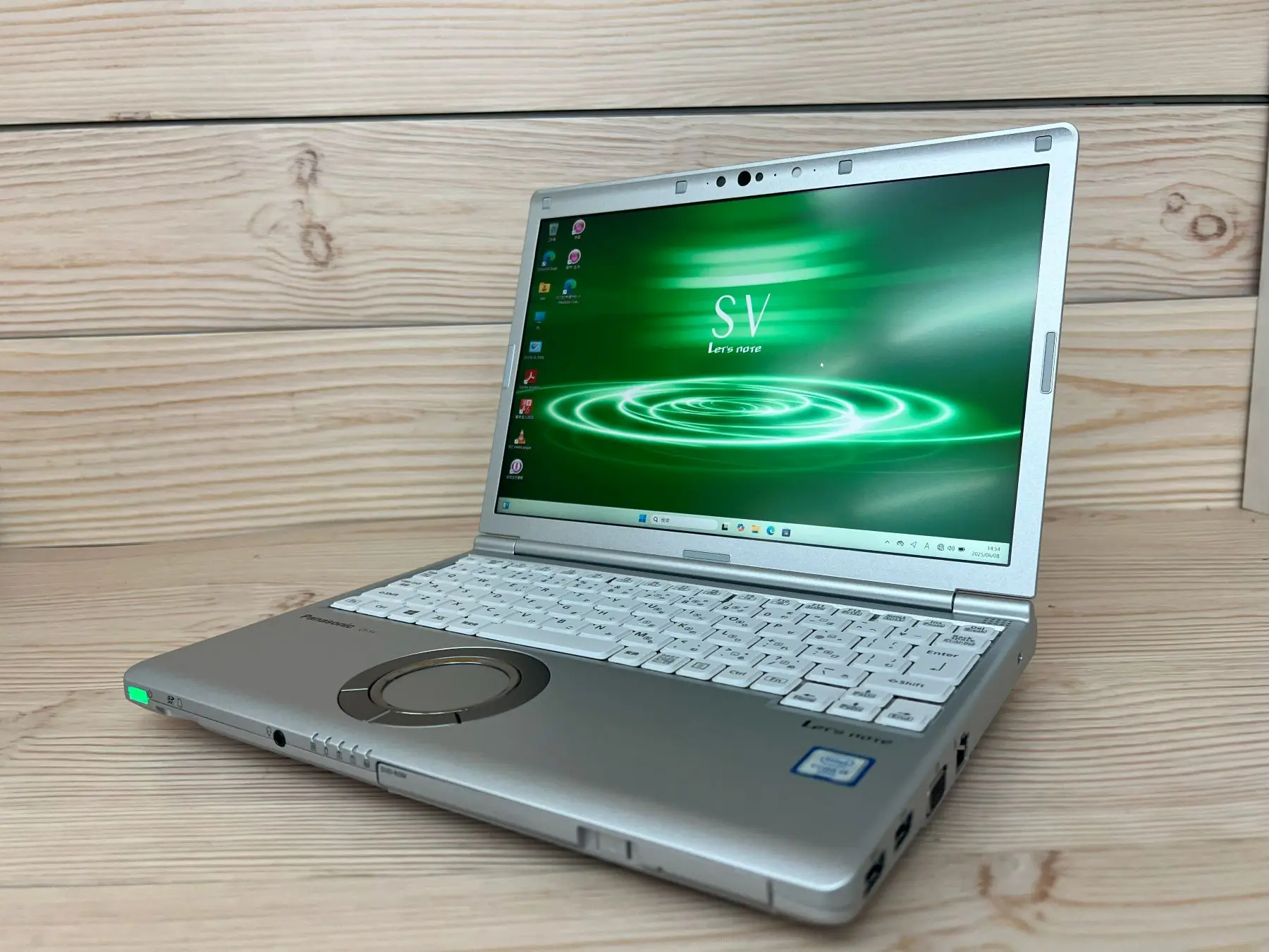 Panasonic Let's note CF-SV8