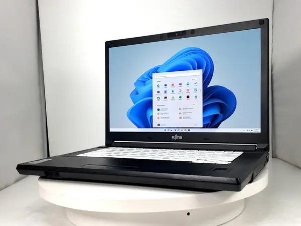 富士通 LIFEBOOK A577/S（第7世代CPU）