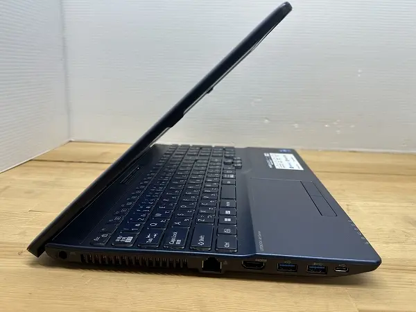 富士通 FMV AH43/H2(CPU:Core i3 1115G4 3GHz/メモリ：8GB/SSD