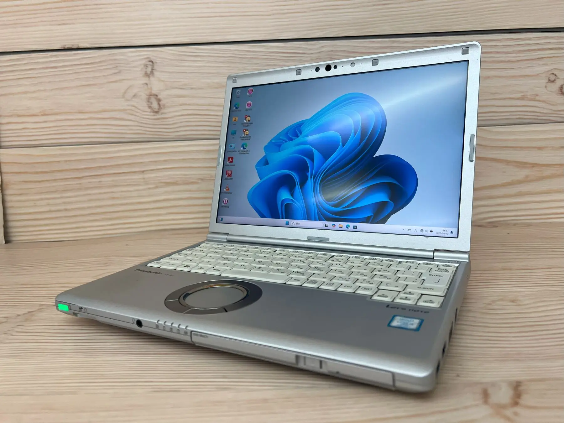 Panasonic Let's note CF-SV7